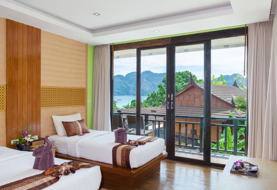 هتل فی فی لانگ بیچ ریزورت